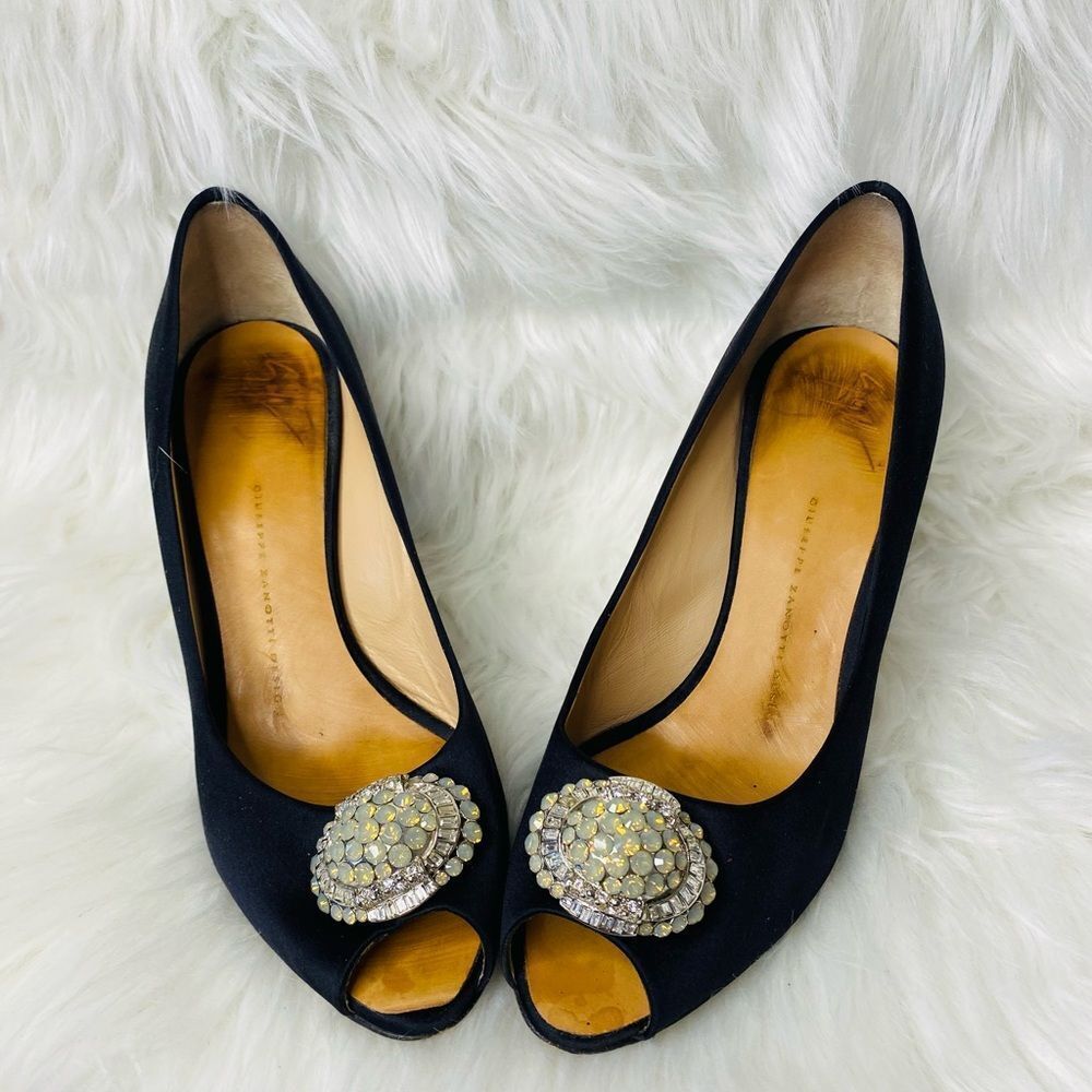 Giuseppe Zanotti Satin Crystal Embellishments Peep Toe Pumps